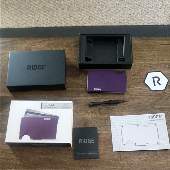 Ridge Purple Wallet - Picture 1 of 1